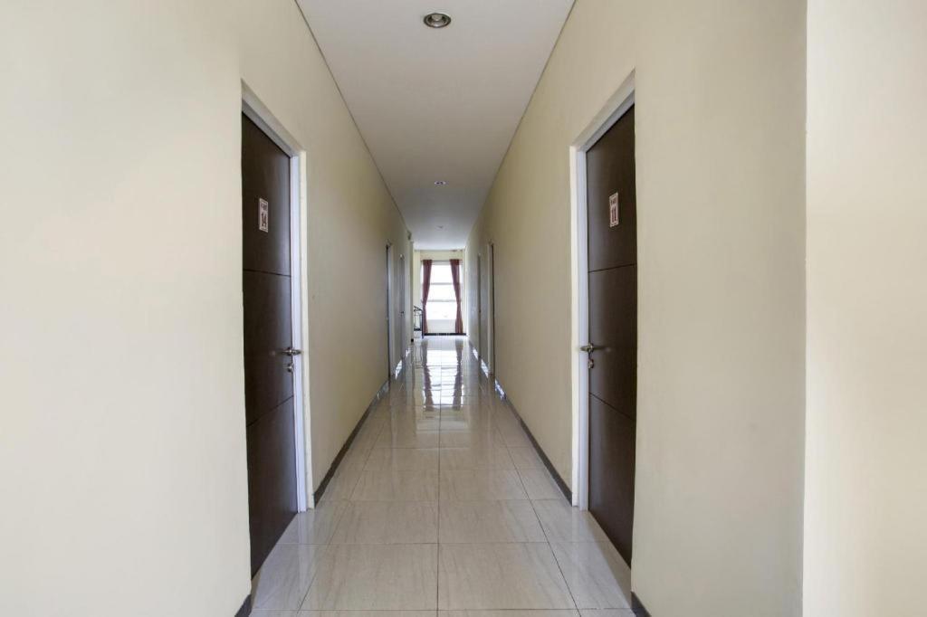 Reddoorz Syariah Near Transmart Mall Palembang Exterior foto